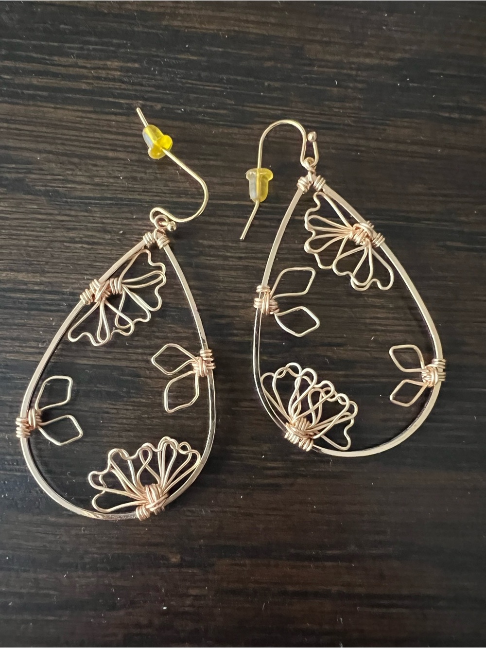 Delicate Gold-Tone Floral Wire Teardrop Earrings - Women Jewelry